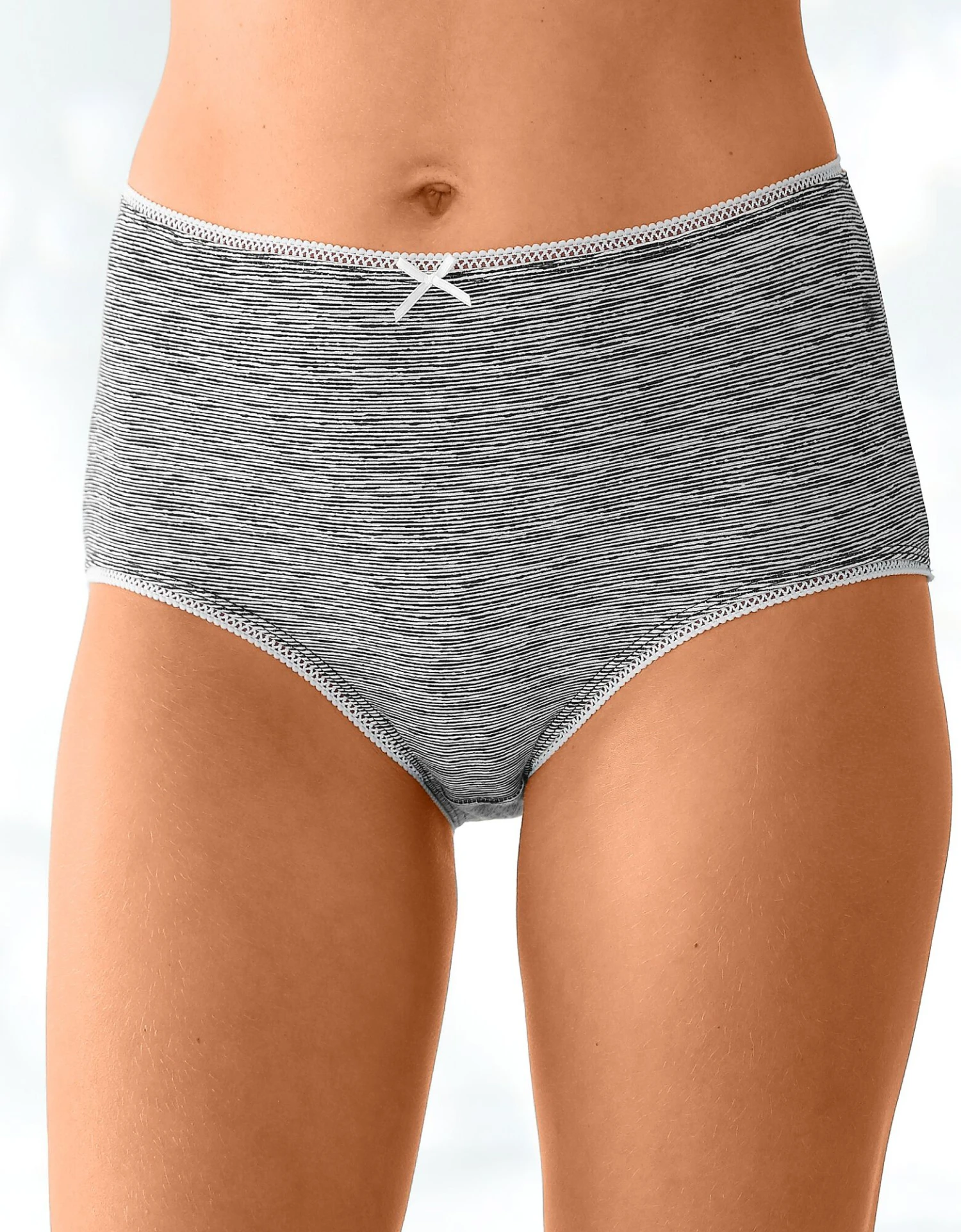 Culotte Coton Forme Maxi Imprimée Motifs à Pois Assortis– Lot De 4 1 Culotte Coton Forme Maxi Imprimée Motifs à Pois Assortis– Lot De 4