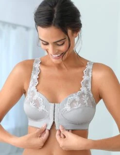 Soutien-gorge Brodé Ouverture Devant Calenca - Sans Armatures