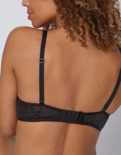 Triumph Soutien-gorge Ampliforme Dentelle "fit Smart"- Avec Armatures -Élégance Nuit Soldes Boutique 701653 C01 zoomx vue4