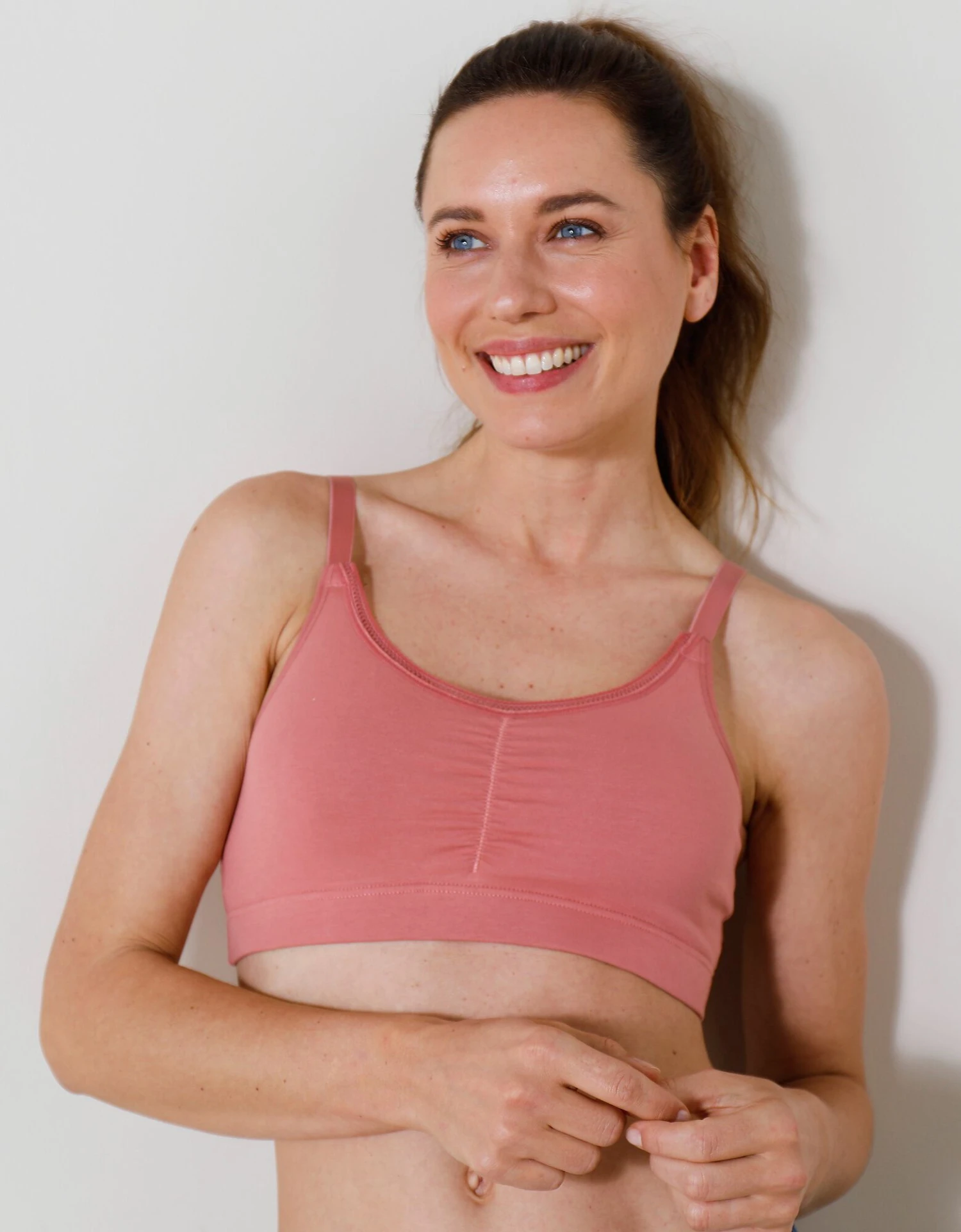 Brassière Coques Amovibles, Sans Armatures 4 Brassière Coques Amovibles, Sans Armatures – Image 4