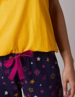 Pantacourt De Pyjama Imprimé étoiles Estrella - Coton 7 Pantacourt De Pyjama Imprimé étoiles Estrella - Coton -Élégance Nuit Soldes Boutique 703025 C01 zoomx vue3