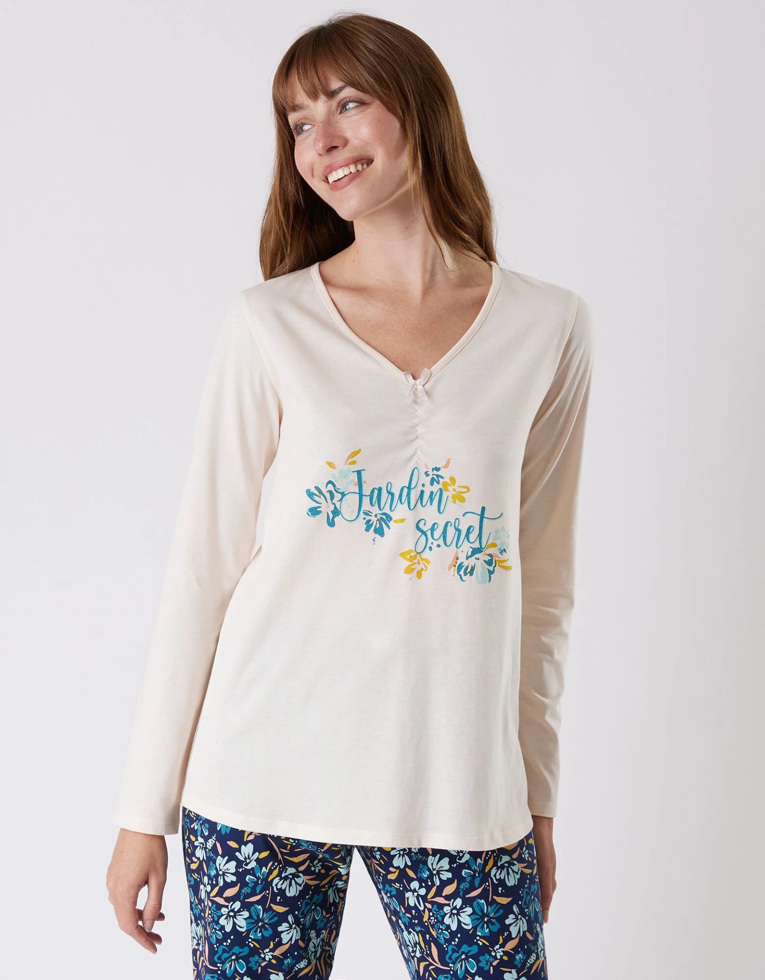 Tee-shirt Pyjama Manches Longues Imprimé Placé "jardin Secret" 1 Tee-shirt Pyjama Manches Longues Imprimé Placé "jardin Secret"