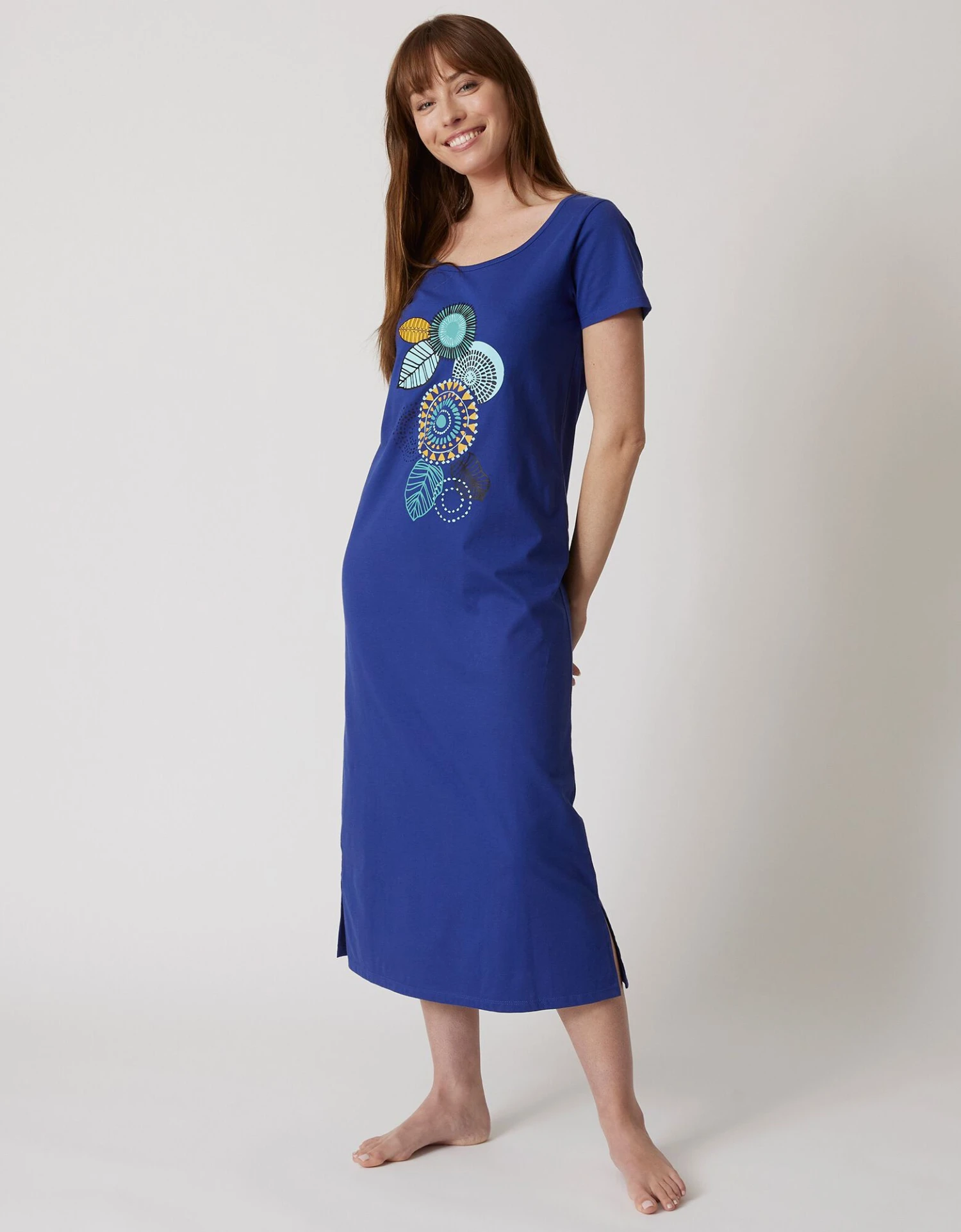 Chemise De Nuit Longue Manches Courtes Motif «rosaces » 1 Chemise De Nuit Longue Manches Courtes Motif «rosaces »