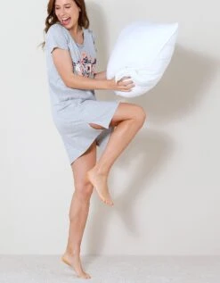 Chemise De Nuit Courte Imprimé "Rêveuse" -Élégance Nuit Soldes Boutique 703482 C01 zoomx vue3