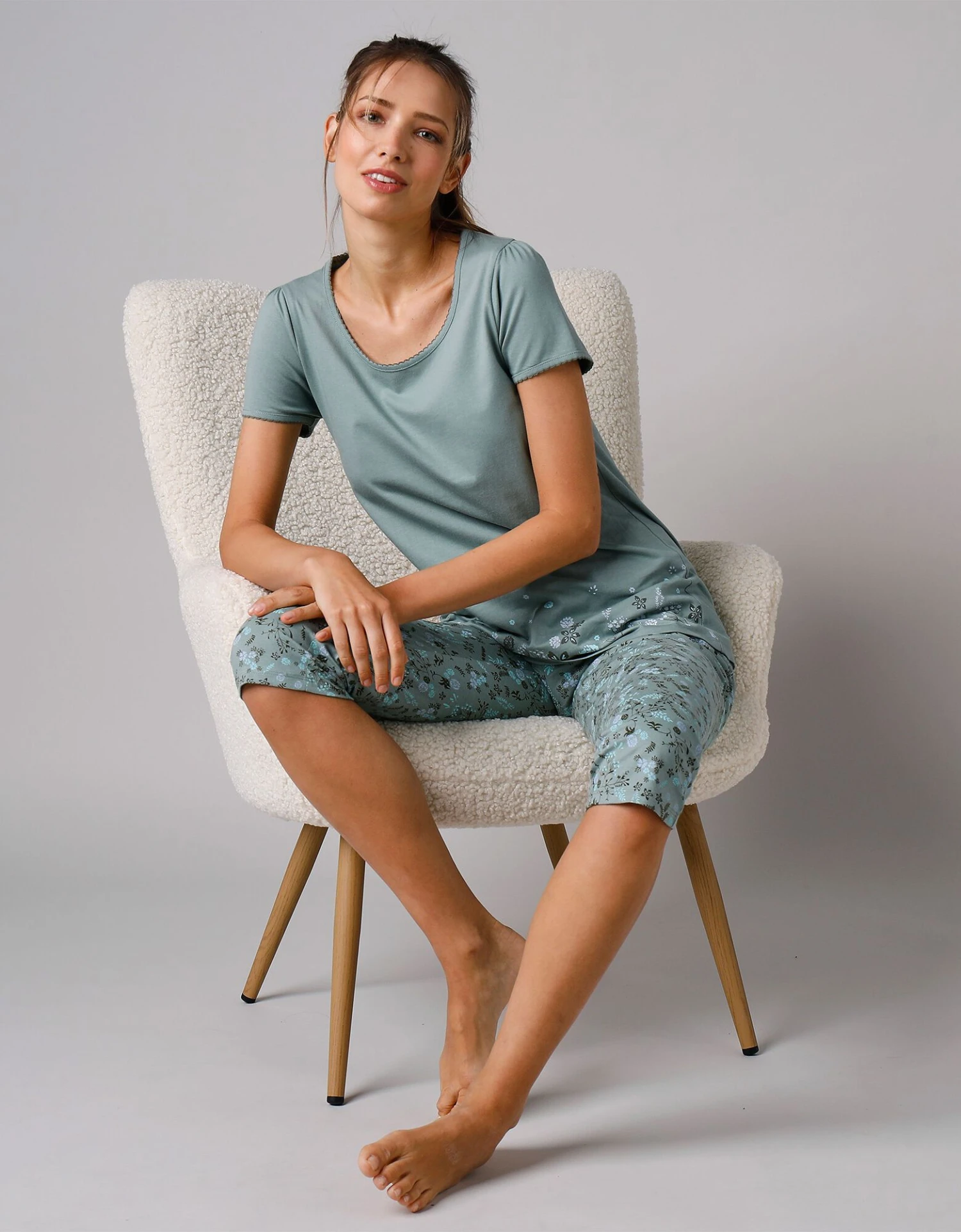 Tee-shirt De Pyjama Manches Courtes Imprimé Base Fleurs 5 Tee-shirt De Pyjama Manches Courtes Imprimé Base Fleurs – Image 5