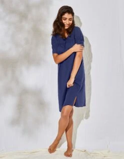 Chemise De Nuit Courte Coton Et Broderie Anglaise -Élégance Nuit Soldes Boutique 703627 C01 zoomx vue4