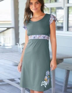 Chemise De Nuit Manches Courtes Imprimée "pétales De Fleurs" -Élégance Nuit Soldes Boutique 703629 C01 zoomx vue4