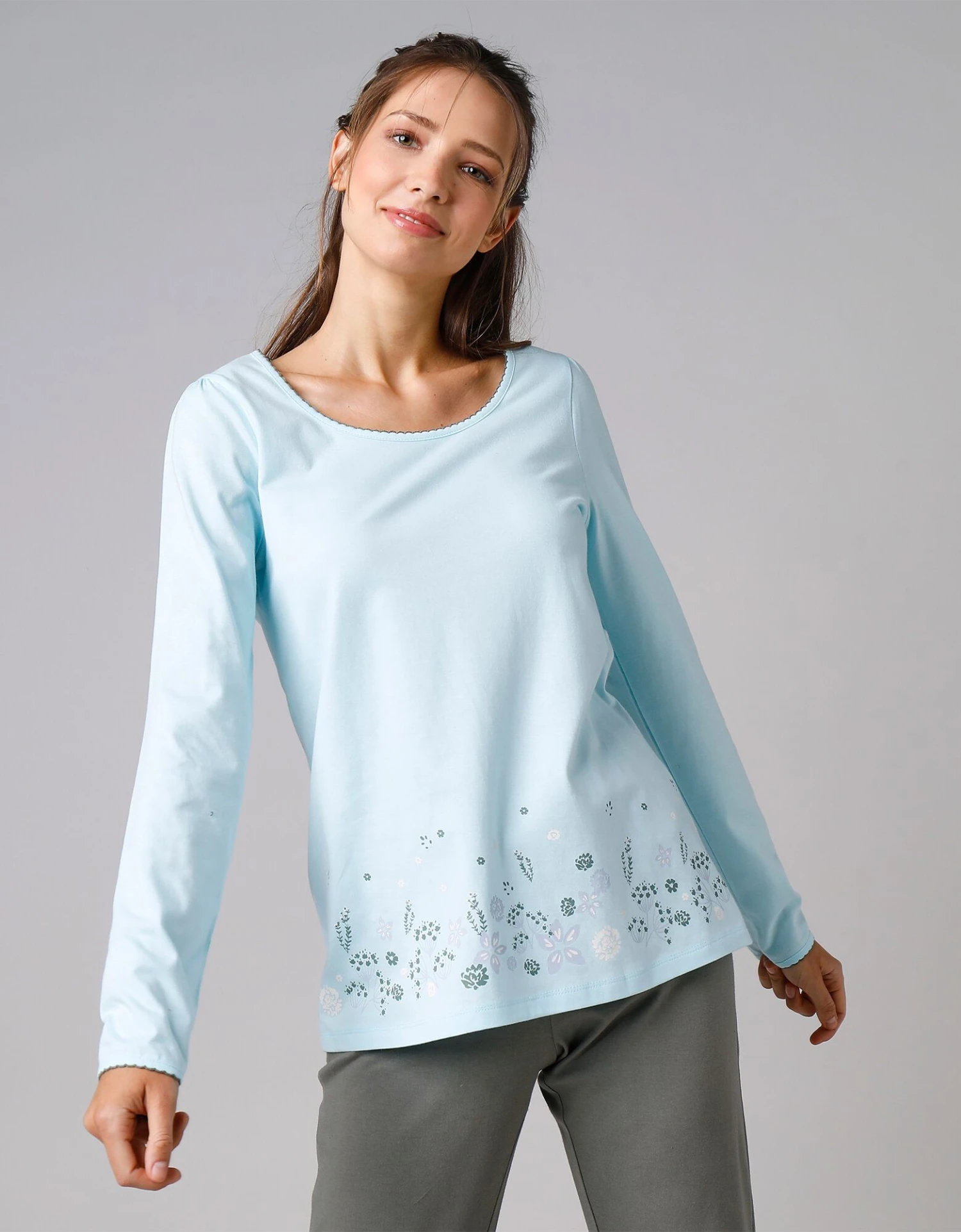 Tee-shirt De Pyjama Manches Longues Imprimé Base Fleurs 4 Tee-shirt De Pyjama Manches Longues Imprimé Base Fleurs – Image 4