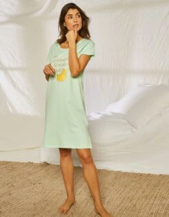 Chemise De Nuit Courte En Coton Motif Croissant Manches Courtes 9 Chemise De Nuit Courte En Coton Motif Croissant Manches Courtes -Élégance Nuit Soldes Boutique 703695 C01 zoomx vue4