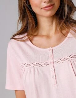 Chemise De Nuit Longue Manches Courtes Unie 9 Chemise De Nuit Longue Manches Courtes Unie -Élégance Nuit Soldes Boutique 703822 C01 zoomx vue4