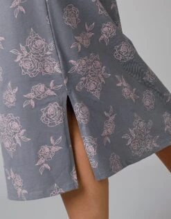 Chemise De Nuit Longue Manches Longues Imprimée "roses" 10 Chemise De Nuit Longue Manches Longues Imprimée "roses" -Élégance Nuit Soldes Boutique 703824 C01 zoomx vue5