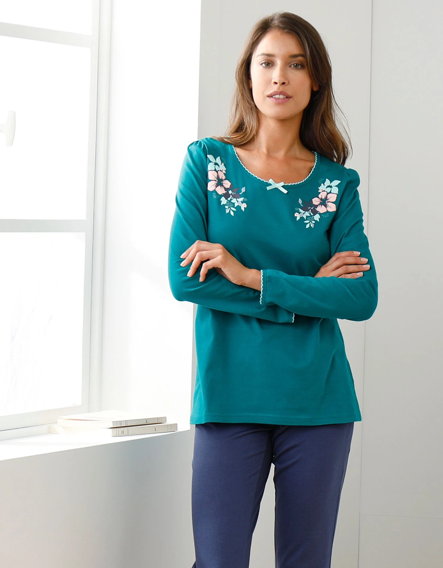 Tee-shirt Col Imprimé Bucolique - Manches Longues 1 Tee-shirt Col Imprimé Bucolique - Manches Longues