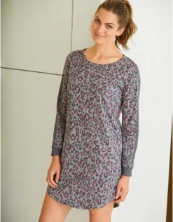 Chemise De Nuit Imprimée Léopard -Élégance Nuit Soldes Boutique 703906 C01 zoomx vue4