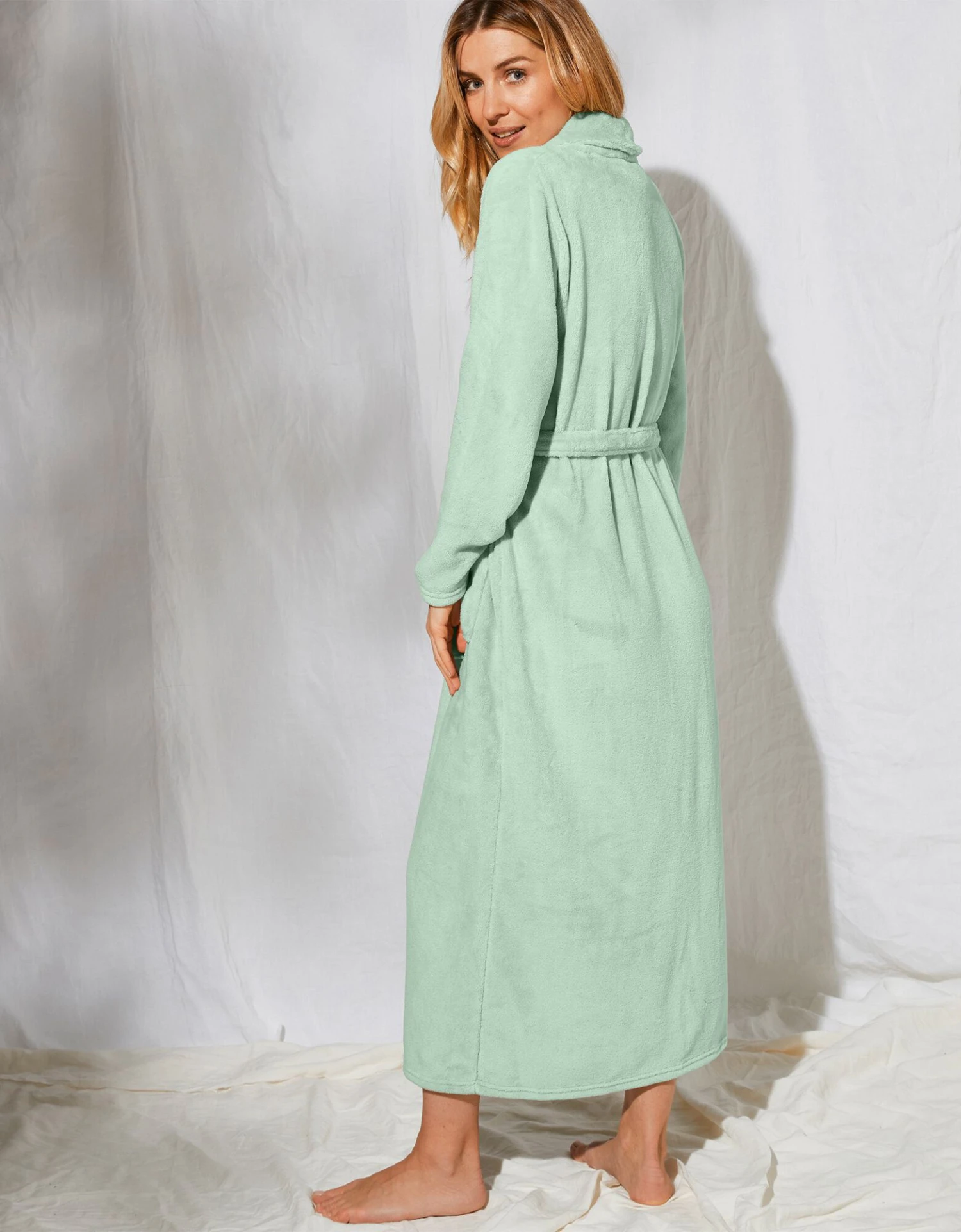 Peignoir Polaire Toucher Peluche Manches Longues, Longueur 130 Cm 2 Peignoir Polaire Toucher Peluche Manches Longues, Longueur 130 Cm – Image 2