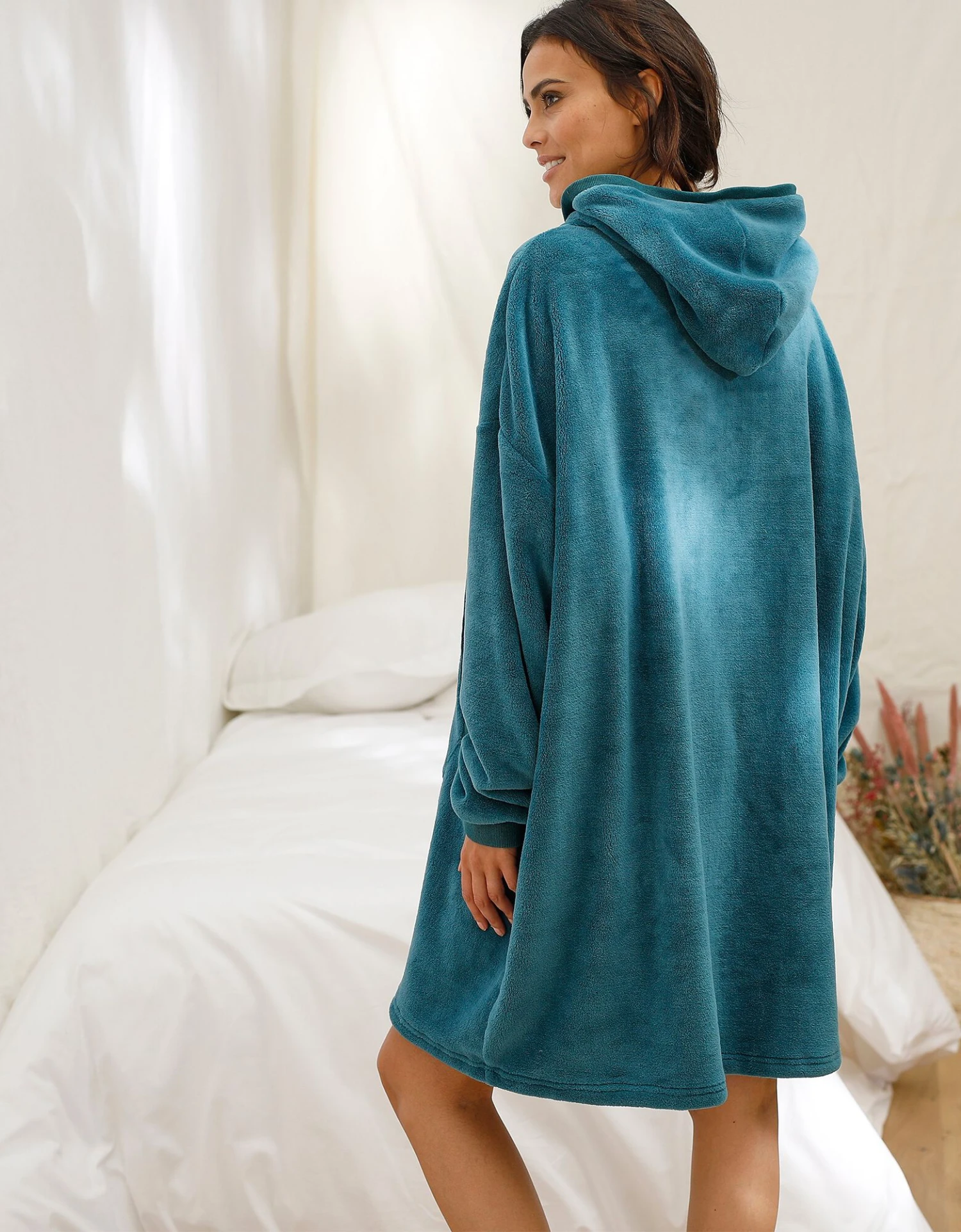 Sweat Oversize* Unisexe En Polaire Peluche Bleue 7 Sweat Oversize* Unisexe En Polaire Peluche Bleue – Image 7