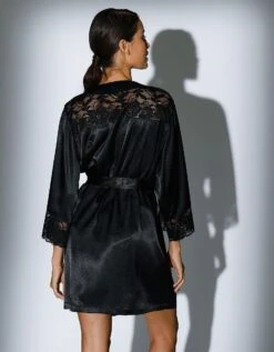 Déshabillé "séduction" Forme Kimono Satin Et Dentelle 12 Déshabillé "séduction" Forme Kimono Satin Et Dentelle -Élégance Nuit Soldes Boutique 706181 C01 zoomx vue6