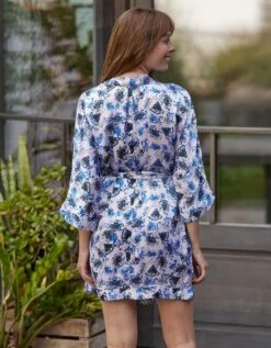 Peignoir Court Forme Kimono Satin Imprimé Fleuri -Élégance Nuit Soldes Boutique 706188 C01 zoomx vue3