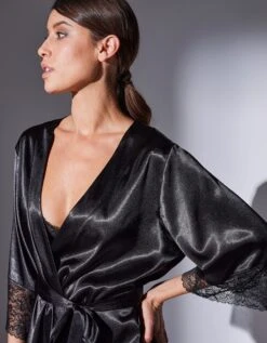 Peignoir Court Satin Et Dentelle -Élégance Nuit Soldes Boutique 706196 C01 zoomx vue7