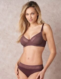 Culotte Invisible Microfibre Et Dentelle Forme Midi Albury - Lot De 2 11 Culotte Invisible Microfibre Et Dentelle Forme Midi Albury - Lot De 2 -Élégance Nuit Soldes Boutique 707817 C00 zoomx vue5